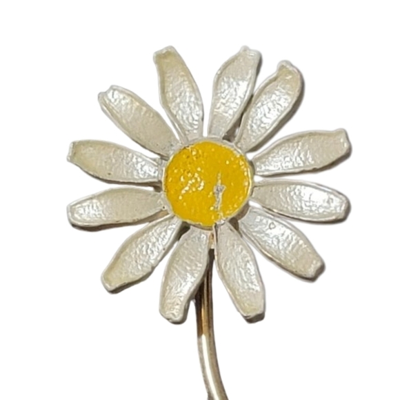 Enamel flower pin 70's white yellow green cottagecore vintage fun - Picture 4 of 8